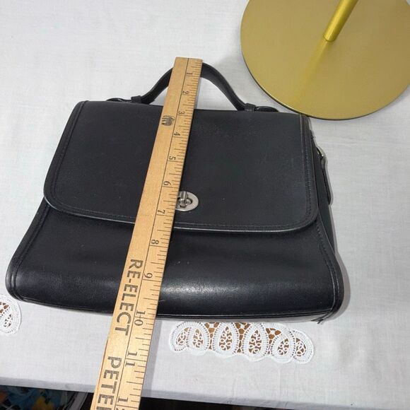 Vintage Coach Black Leather Station Bag 9870 No Strap Made in USA Turnlock Flap - Picture 13 of 15